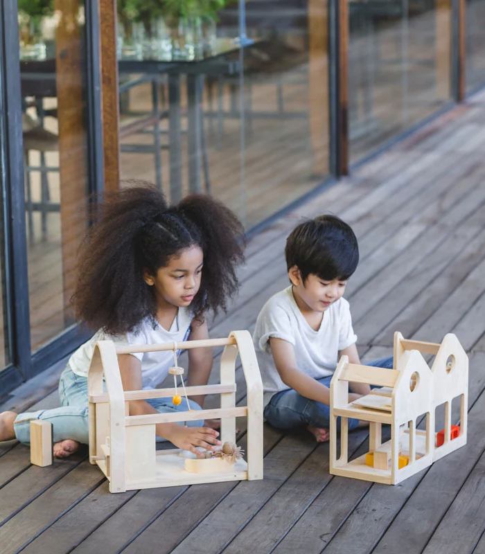 PlanToys Slide N Go Dollhouse