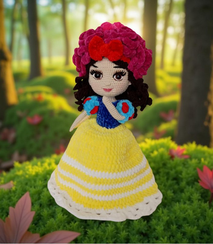 Myrtilus Alice – A Transformative Handmade Crochet Doll by Myrtilus with Medieval Princess Dress, Limited Edition