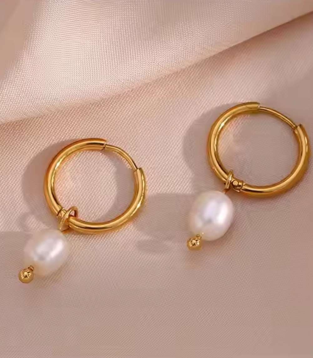 Myrtilus 18K Gold-Plated Drop Earrings – Handmade with Freshwater Pearls