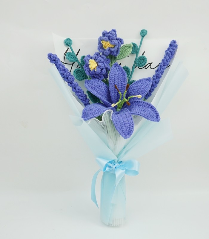 Myrtilus Handmade Crochet Blue Dream bouquet