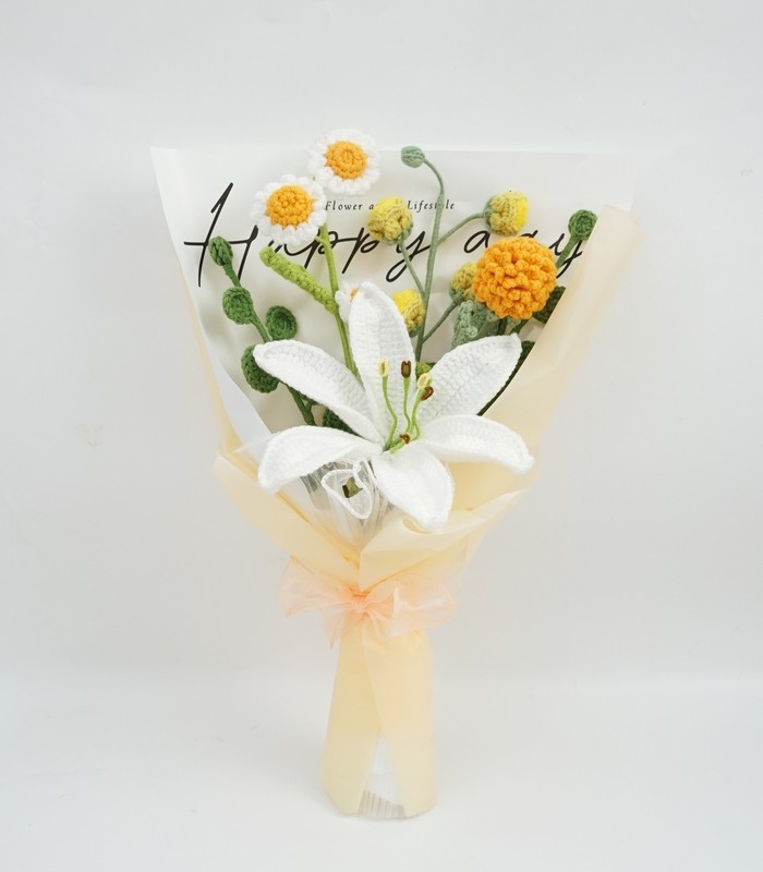 Myrtilus Handmade Crochet Spring Bliss bouquet