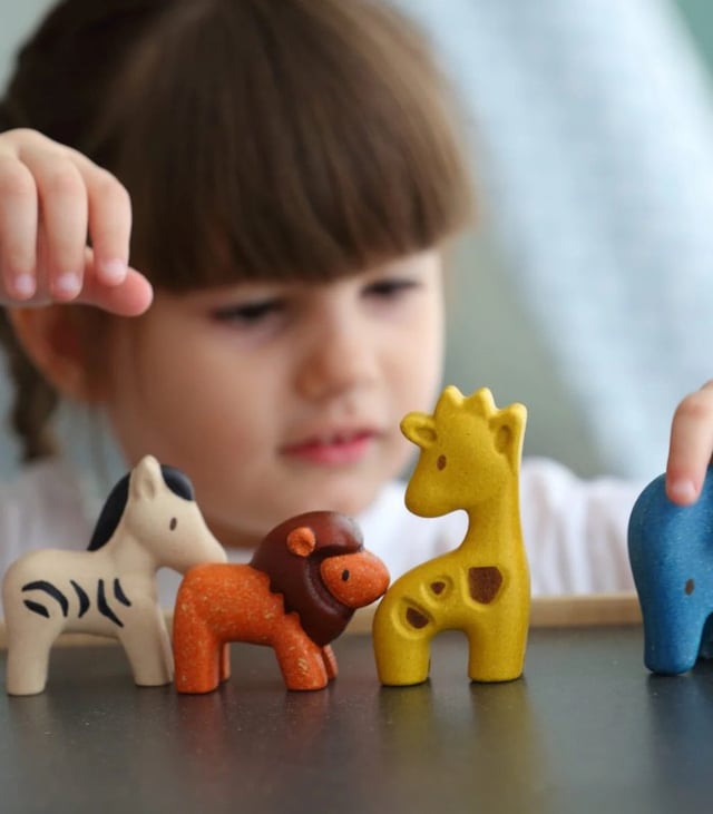 PlanToys Wild Animals Set
