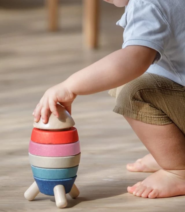 PlanToys Stacking Rocket – Orchard