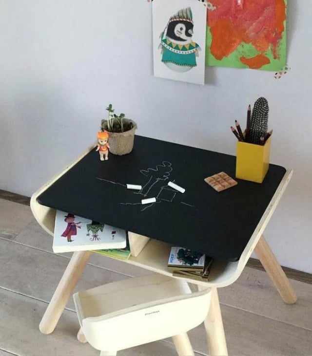 PlanToys Table and Chair – Black