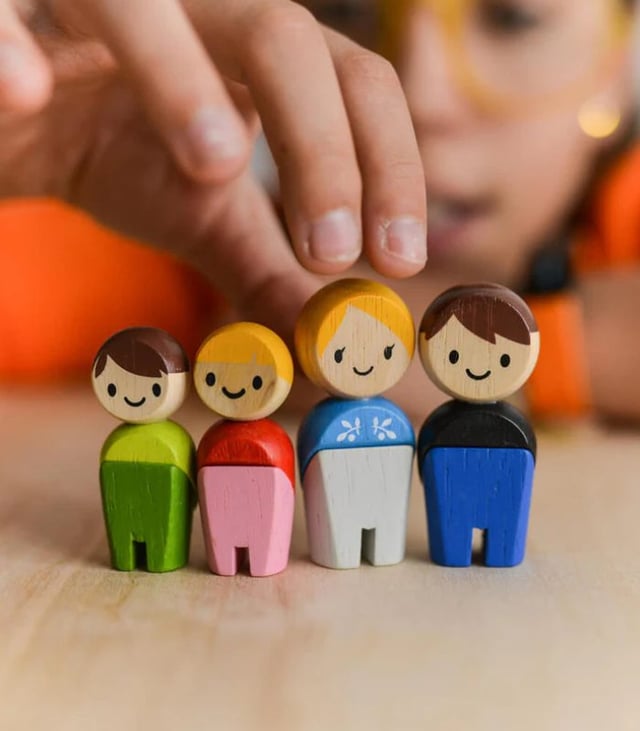 PlanToys Doll Family