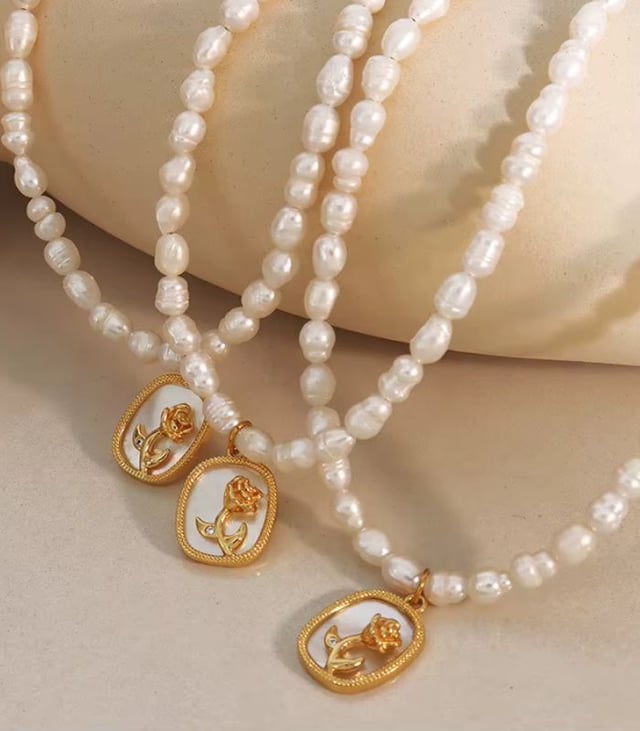 Myrtilus 18K Gold-Plated Baroque Freshwater Pearl Necklace – Oval Rose Pendant on Stainless Steel Chain