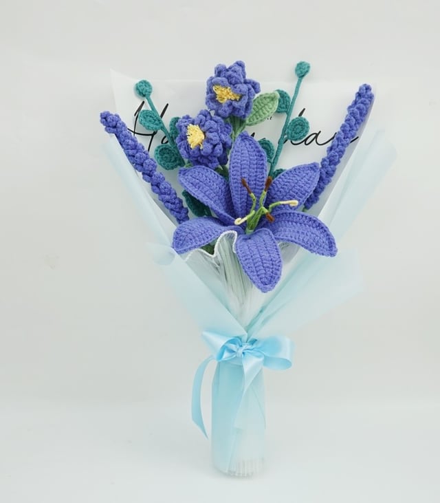 Myrtilus Handmade Crochet Blue Dream bouquet