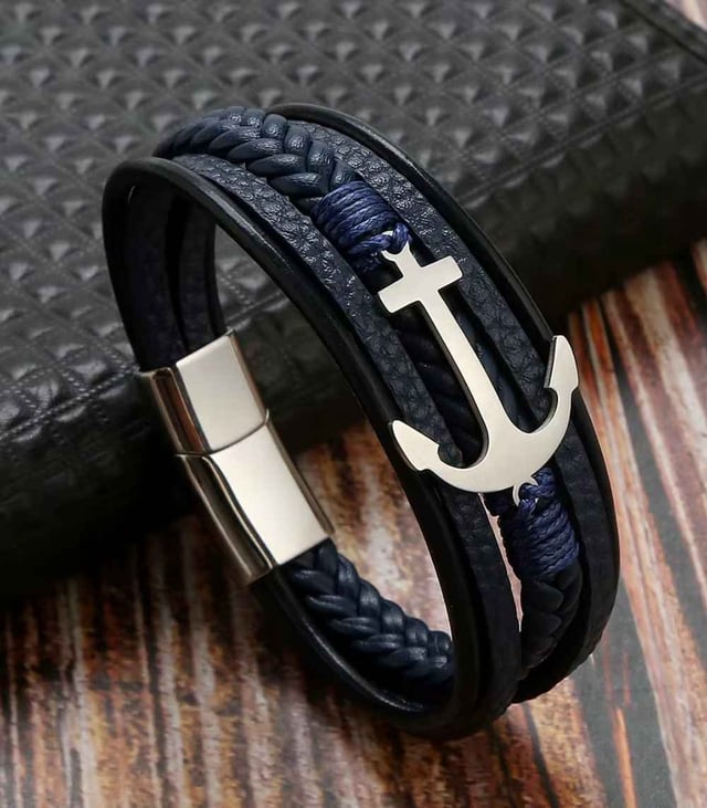 Myrtilus Men’s Leather Cuff Bracelet – Magnetic Clasp Charm Design